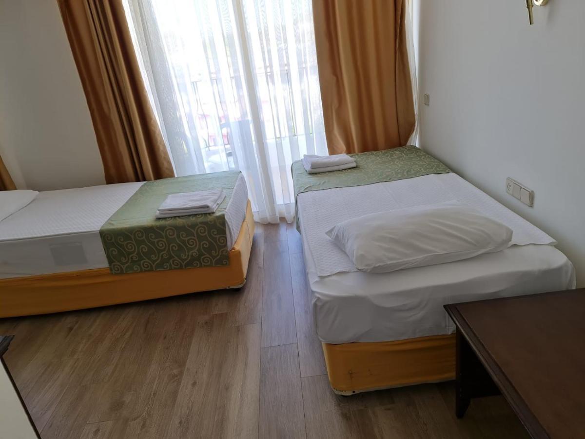 Side Palm D'Or Hotel 外观 照片