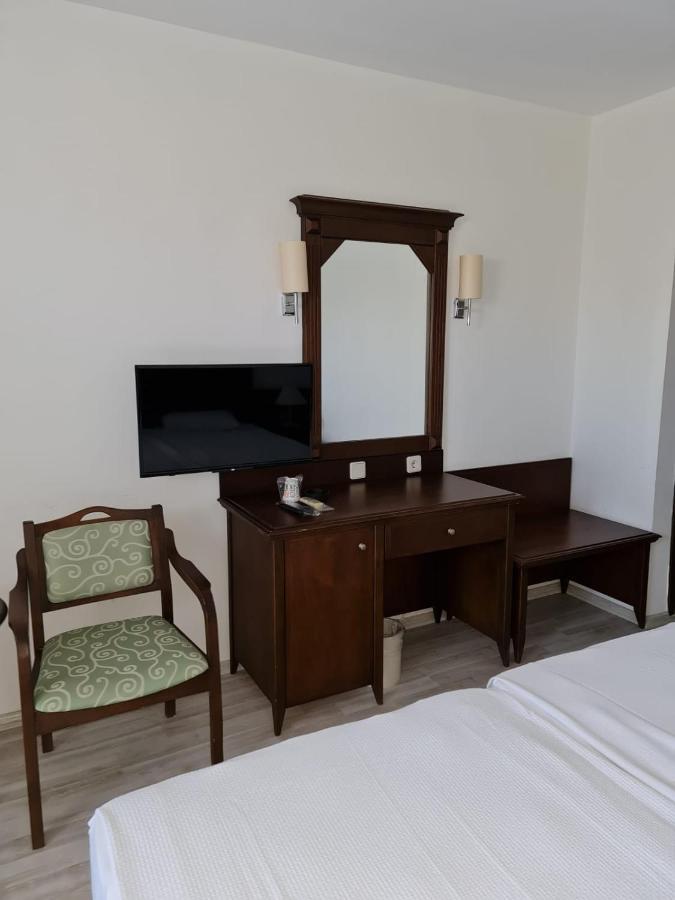 Side Palm D'Or Hotel 外观 照片