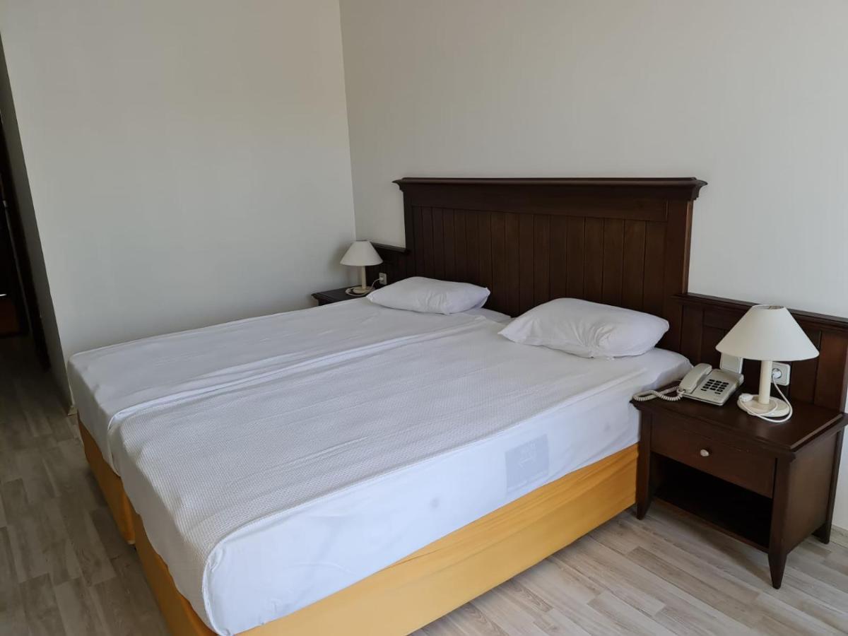 Side Palm D'Or Hotel 外观 照片