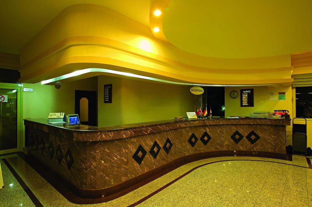 Side Palm D'Or Hotel 外观 照片