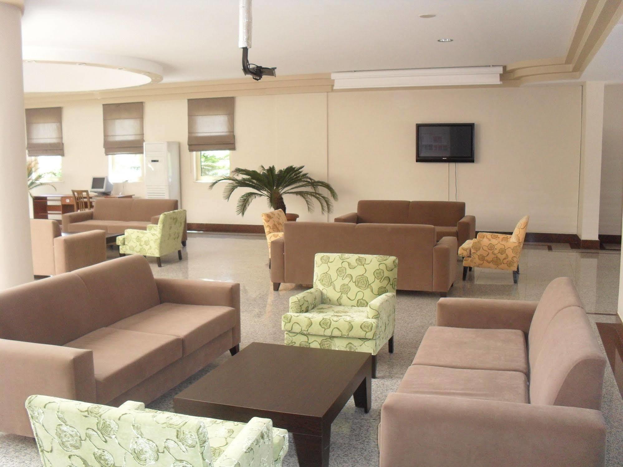 Side Palm D'Or Hotel 外观 照片