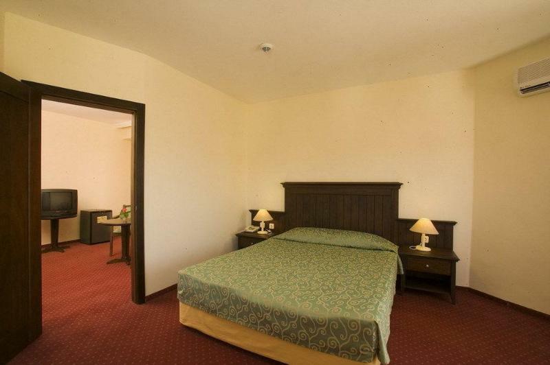 Side Palm D'Or Hotel 外观 照片